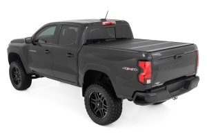 GMC Canyon Hard Low Profile Bed Cover - Rough Country - Tri-Fold - '15-'24